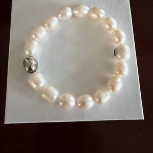 Silpada SS Pearl “Shine On” Stretch Bracelet